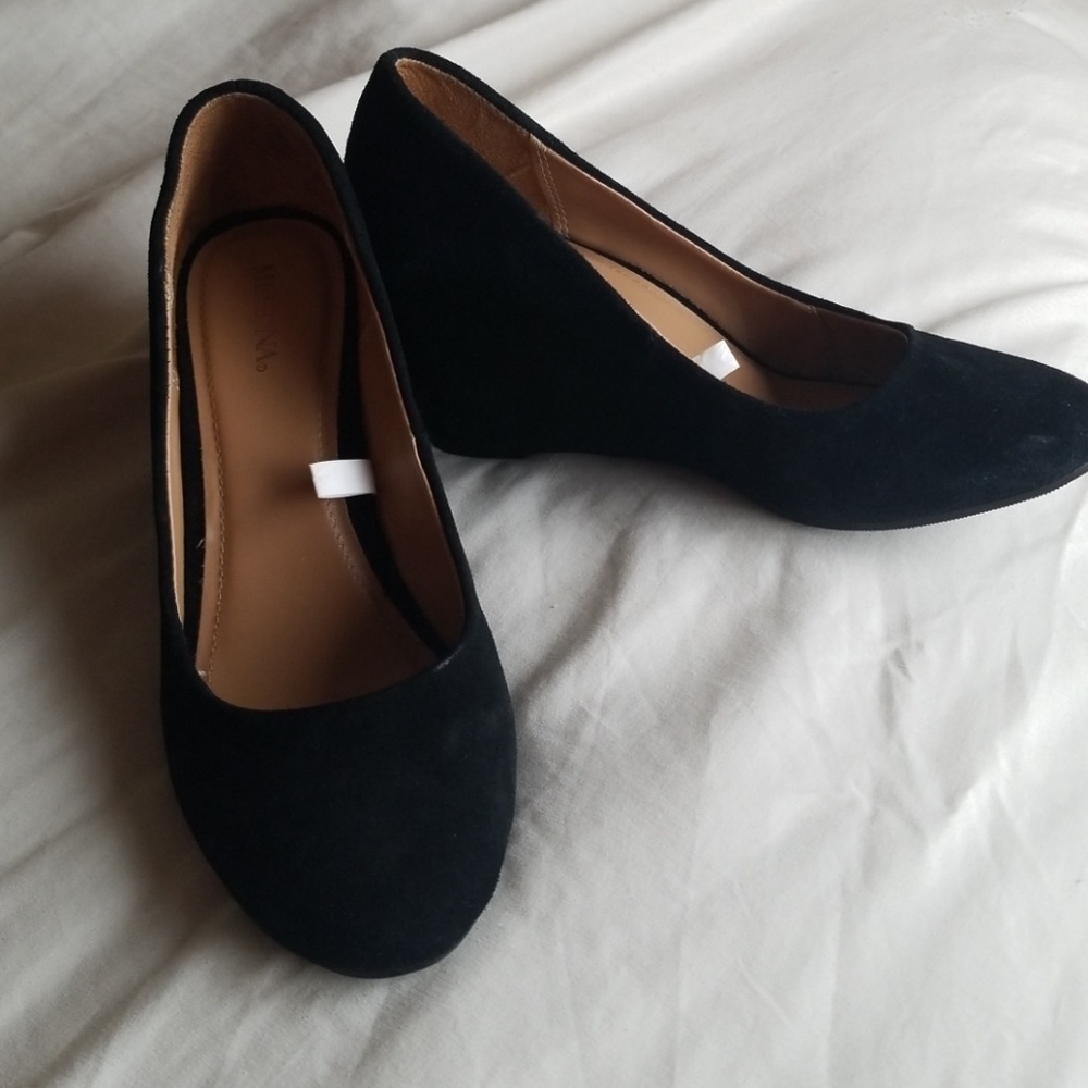 Suede wedges, black